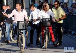 吃瓜全明星骑自行车被撞视频,现场视频曝光引关注