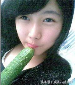 两大美女吃瓜群众视频播放,视频播放量爆表！