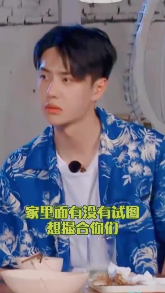 网上吃瓜看视频,揭秘现代人的娱乐生活