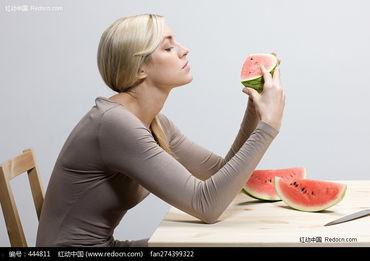 外国吃瓜美女视频在线观看,外国吃瓜美女视频在线观看大盘点