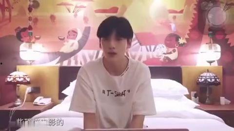 吃瓜读书博主视频